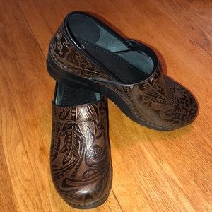 Dansko Professional Tooled Clog
